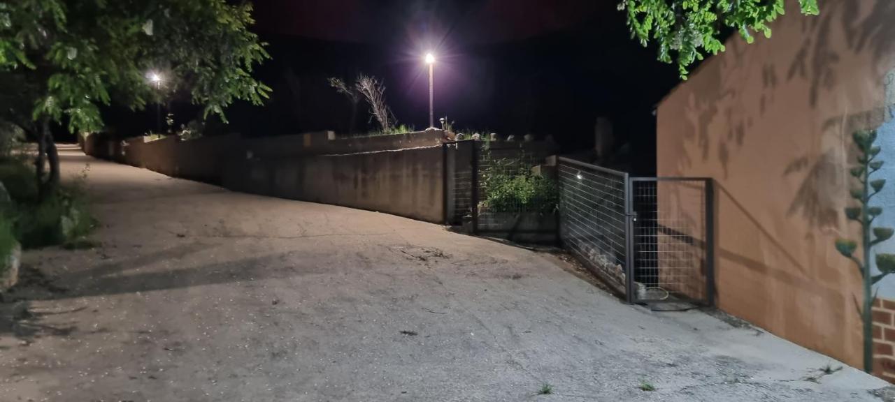 Apartamento Turistico "El Rincon De La Pernila" Guadalupe  Zewnętrze zdjęcie